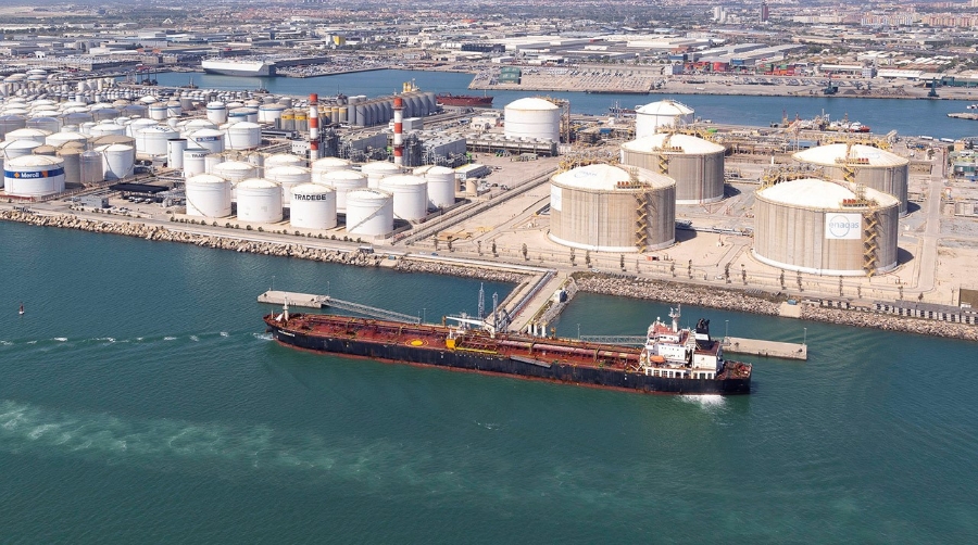 Port de Barcelona crece un 1,5% hasta agosto impulsado por los graneles