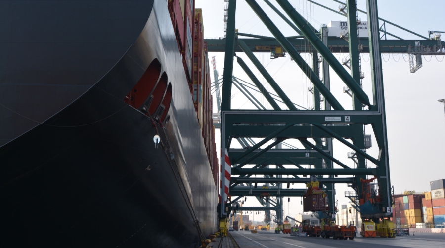 Los puertos espa&ntilde;oles, preparados ante la llegada de los buques bloqueados en Suez