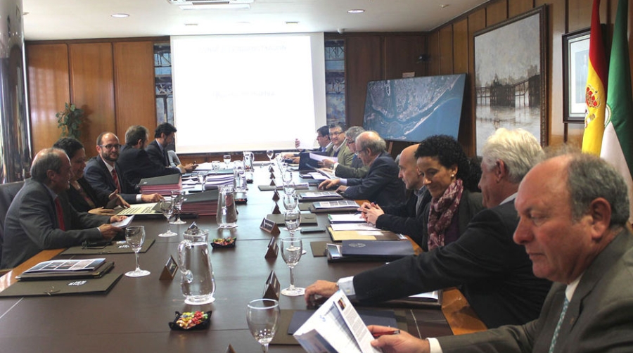 El consejo de administraci&oacute;n del Puerto de Huelva aprueba la reducci&oacute;n de tasas y congelaci&oacute;n de tarifas