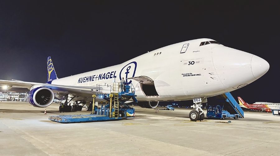Avión de Kuehne+Nagel.