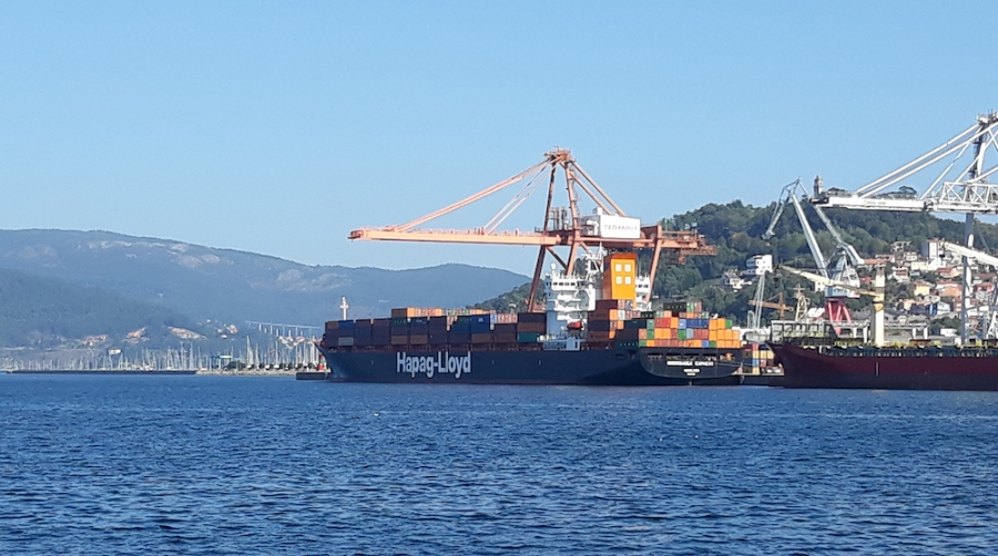 Mar&iacute;tima Consiflet naci&oacute; en 1989 de la mano de dos grupos log&iacute;sticos como Erhardt y Marmedsa (hoy Noatum Maritime), con el objetivo de atender el mercado de Galicia y su hinterland.