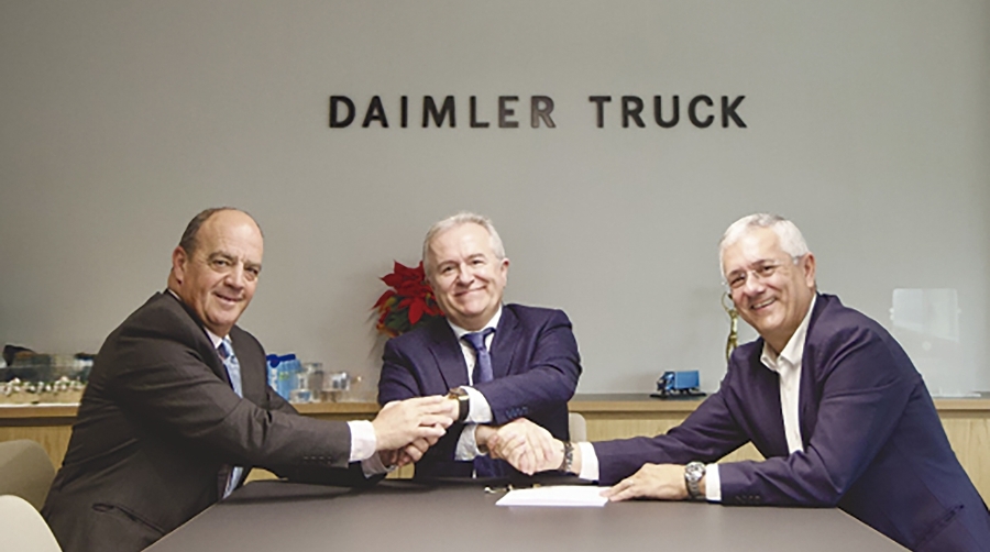 La firma se produjo en las oficinas centrales de Daimler Truck.