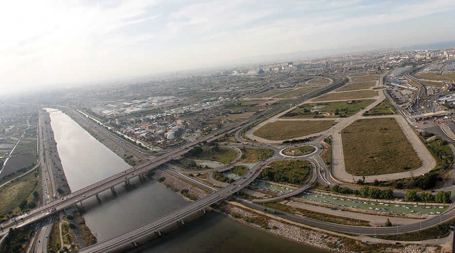 La APV trabaja ya en la nueva tramitaci&oacute;n del Plan Especial para la ZAL