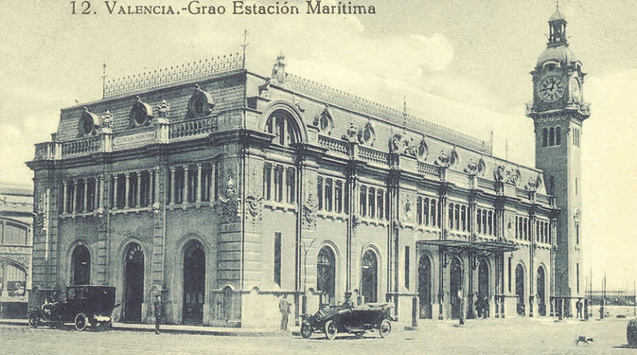 Edificio del Reloj, cronista de la historia contempor&aacute;nea del Puerto de Valencia