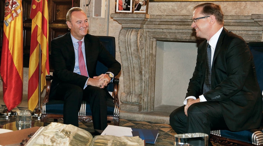 Schultz y Fabra comparten los proyectos de Noatum