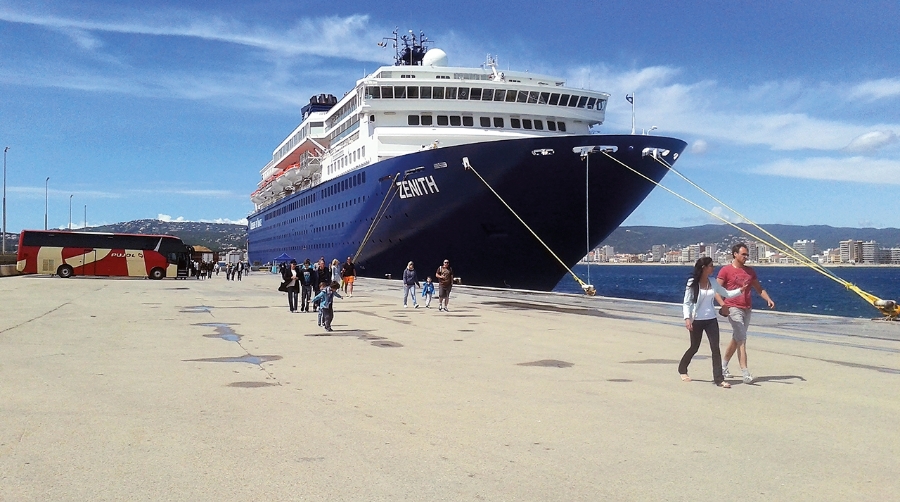 El dinamismo del tráfico de cruceros se ha dejado sentir especialmente en los puertos canarios