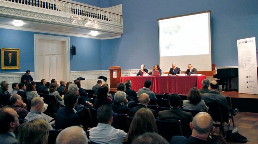 Formaci&oacute;n aduanera: normativa, operativa y nuevas tecnolog&iacute;as