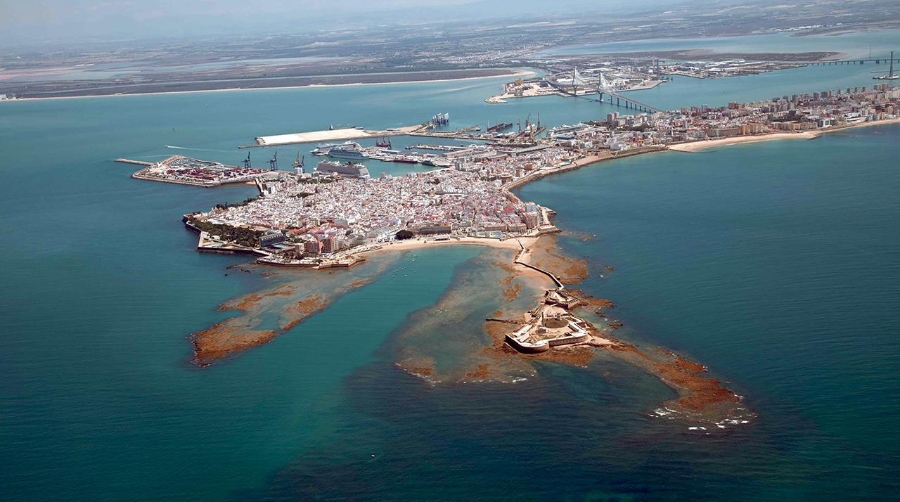 Puertos y empresas chilenas se interesan por las buenas prácticas del Puerto de Cádiz