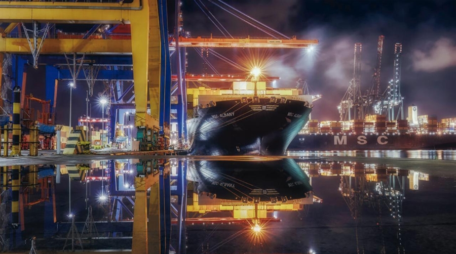 El concurso de fotografía de ASECOB lo ha ganado la imagen “Noches de Lluvia”, de Francisco Javier Herrero, de CSP Valencia.