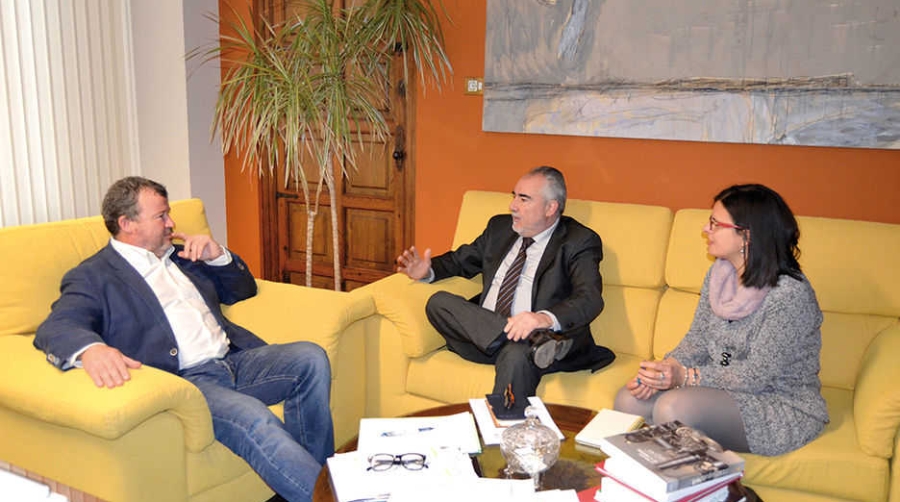 La APV analiza con el alcalde de Sagunto nuevas f&oacute;rmulas para reactivar Parc Sagunt