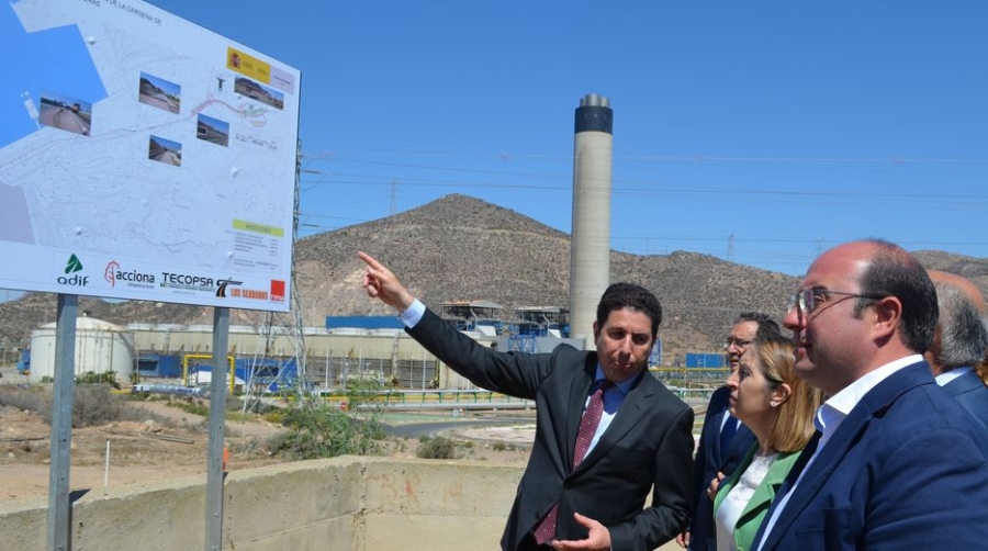 La ministra de Fomento visita el Puerto de Cartagena