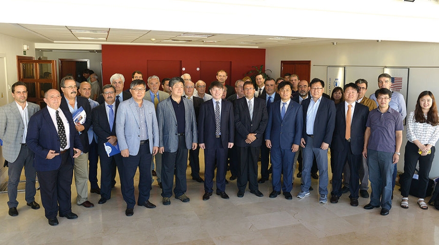 Astilleros de Corea del Sur se interesan por la AP de Las Palmas