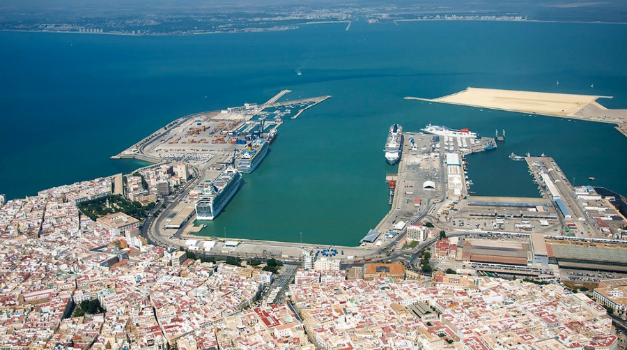 El objetivo del proyecto es trasladar el tr&aacute;fico de contenedores a la Nueva Terminal a partir de 2021.