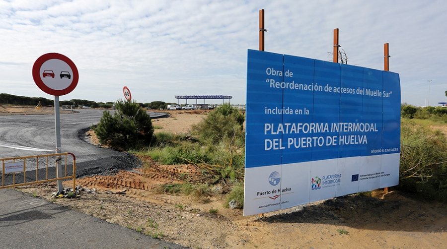 Avanzan las obras en los accesos al Muelle Sur del Puerto de Huelva