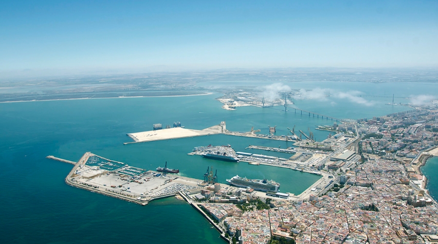 El proyecto contempla la construcci&oacute;n de un acceso directo a la zona del Muelle de Cabezuela del puerto de C&aacute;diz.