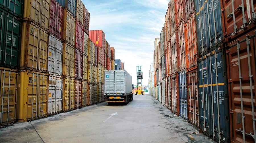 El transporte portuario cree &ldquo;insuficientes&rdquo; los equipos de protecci&oacute;n para el sector