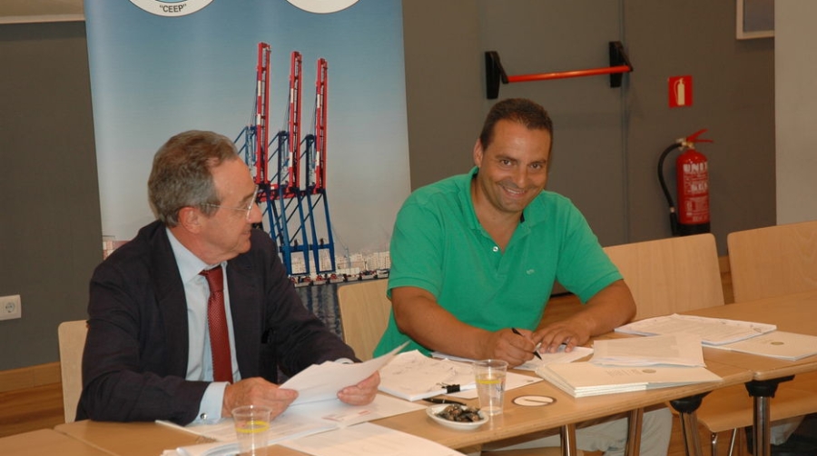 Patronal y sindicatos ponen fin al culebr&oacute;n y firman el nuevo IV Acuerdo Marco