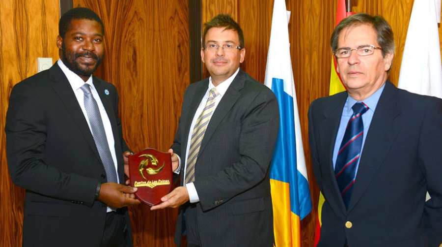 Guinea se interesa por el Puerto de Las Palmas