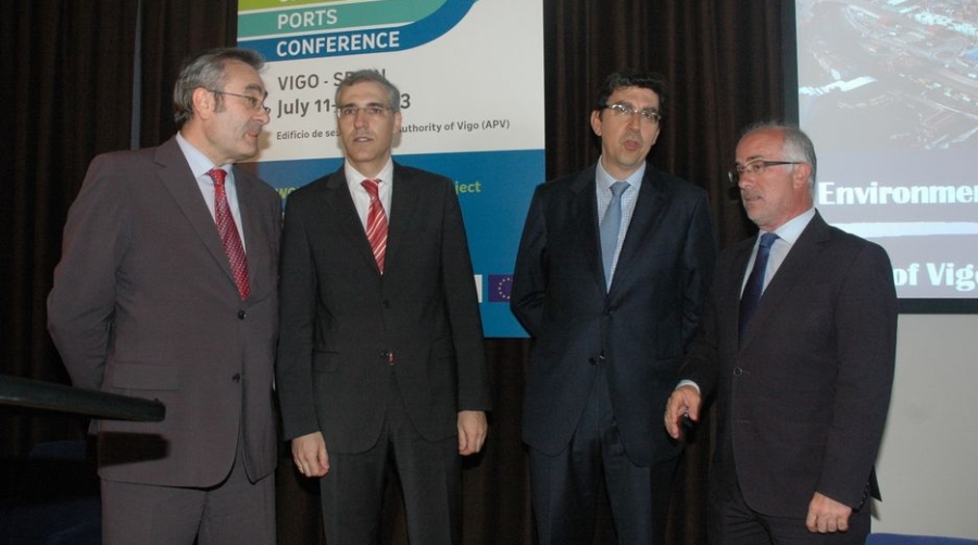 Europa debate en Vigo c&oacute;mo mitigar el impacto ambiental de sus infraestructuras portuarias