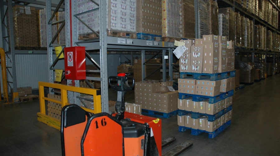 La cifra de negocios del sector log&iacute;stico crece en julio un 0,8%