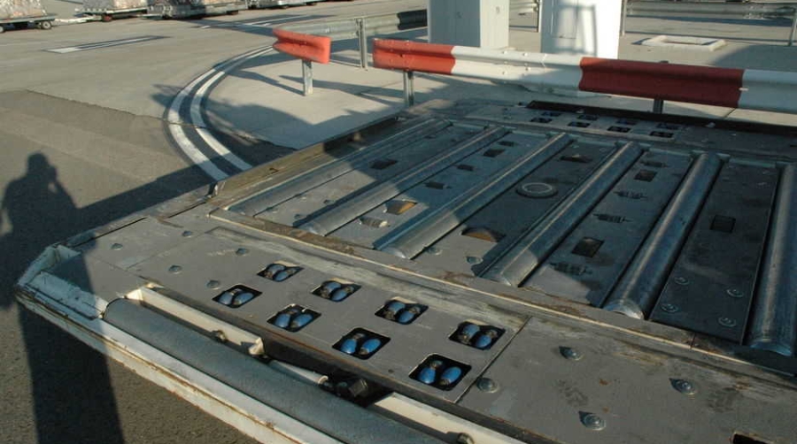 Mayo rompe el espejismo de abril y la carga a&eacute;rea acumula un descenso del 3,2%