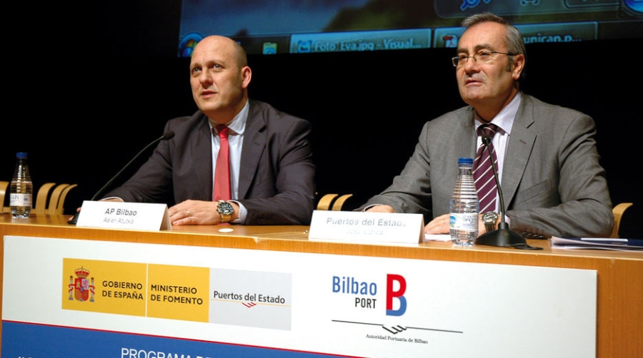 Llorca invita a usar las redes sociales &ldquo;para posicionar a los puertos espa&ntilde;oles donde se merecen&rdquo;