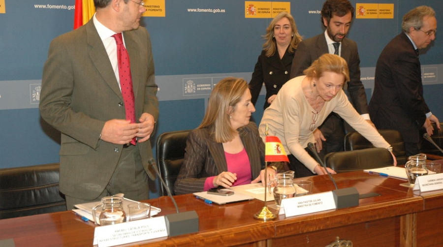 Pastor implica a las comunidades aut&oacute;nomas en la definici&oacute;n de la nueva estrategia log&iacute;stica