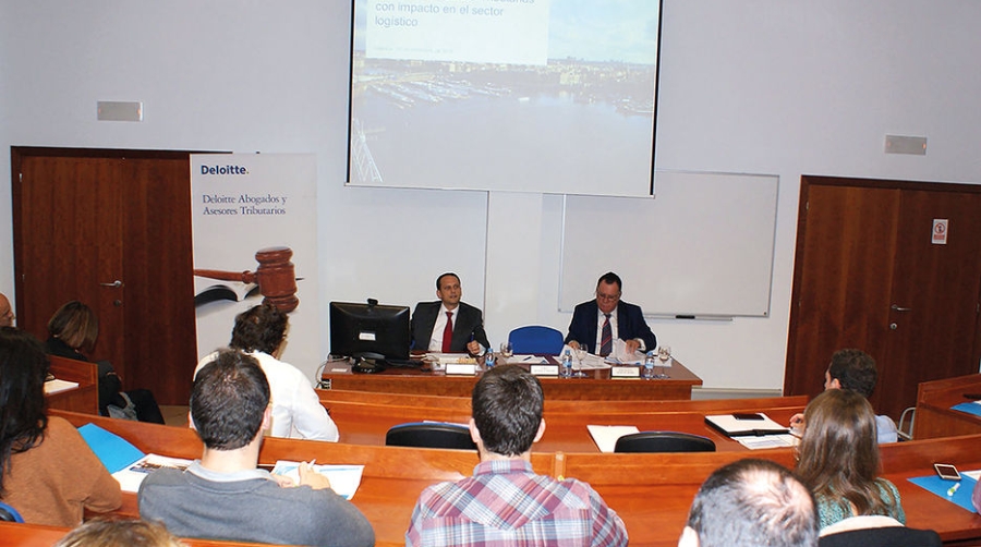 El grupo Aula Portuaria organiza una jornada sobre c&oacute;mo adaptarse al nuevo escenario aduanero