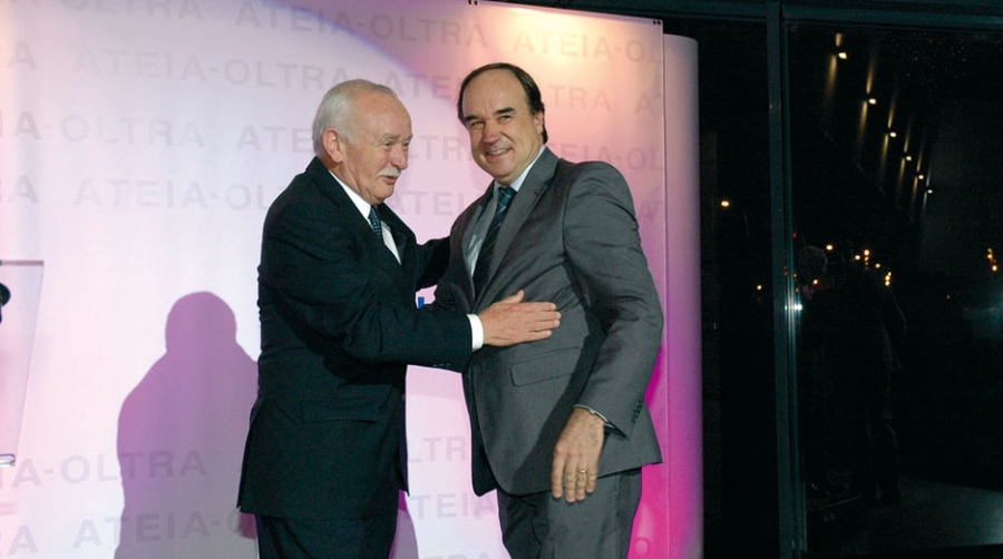 Los transitarios reivindican infraestructuras m&aacute;s adecuadas para prestar sus servicios