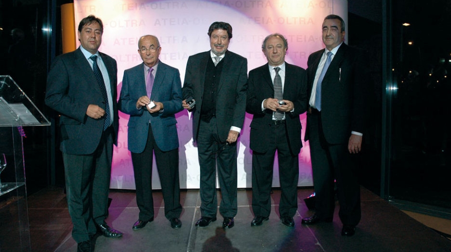 Los transitarios reivindican infraestructuras m&aacute;s adecuadas para prestar sus servicios