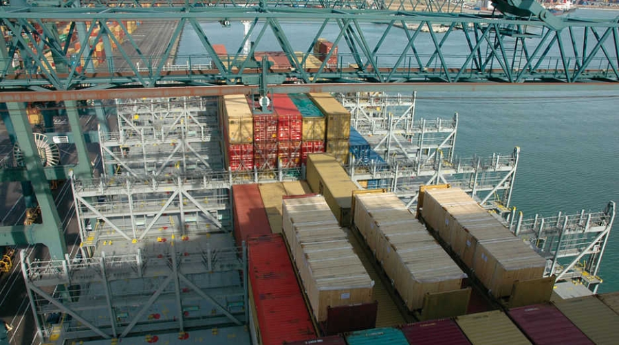 Sigue creciendo el tr&aacute;fico de contenedores de exportaci&oacute;n en el Puerto de Barcelona