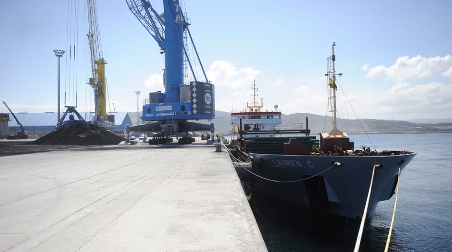 Repsol inicia su actividad en Punta Langosteira