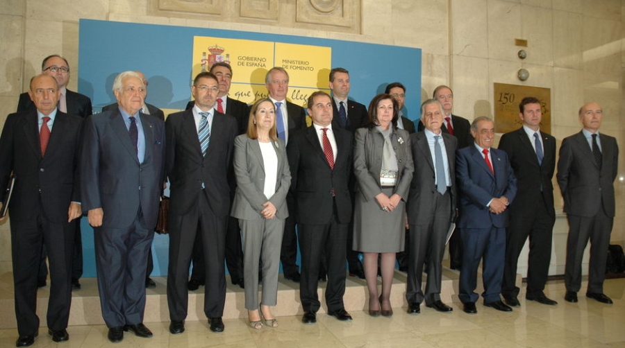 AENA aplicar&aacute; bonificaciones del 100% en la tasa de conexi&oacute;n para la carga nacional