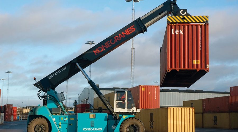 Konecranes presenta la primera carretilla elevadora h&iacute;brida (di&eacute;sel/el&eacute;ctrica) del mundo