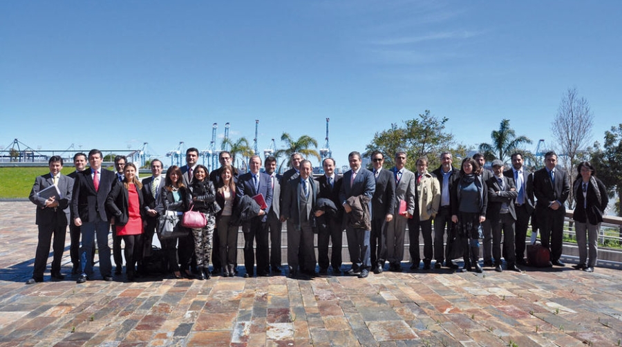 Responsables de comercio exterior de las C&aacute;maras andaluzas conocen el potencial del Puerto Bah&iacute;a de Algeciras