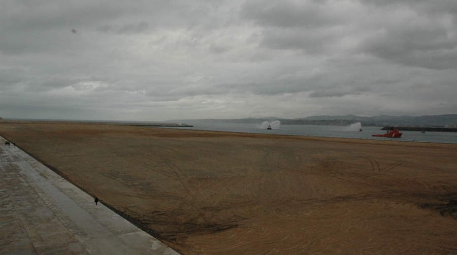 La AP de Gij&oacute;n asegura que los costes de la obra de ampliaci&oacute;n &quot;se corresponden con la realidad&quot;