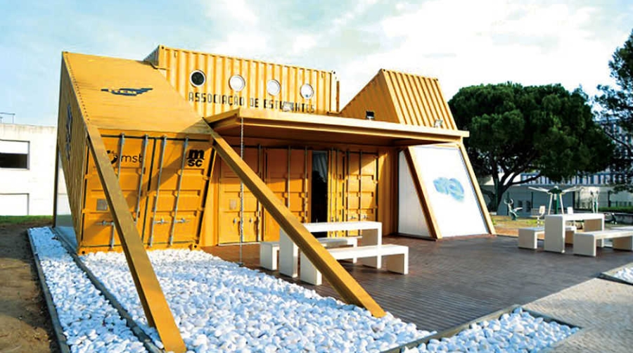 Contenedores de MSC se transforman en un centro de ocio en Portugal