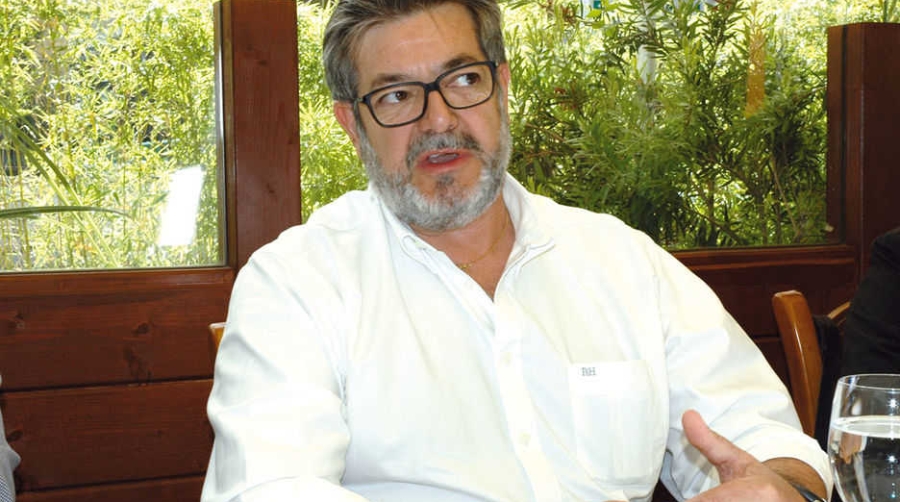 UNO insiste en un convenio propio que salve el escollo de los que "no quieren negociar"