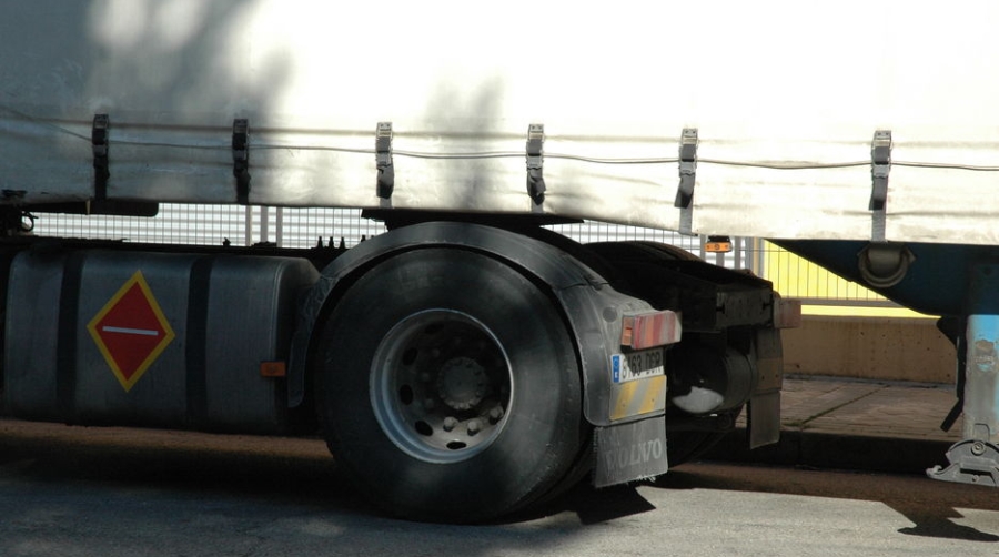 Un 71% de los clientes de transportistas por carretera incumplen la Ley de Morosidad, seg&uacute;n Fenadismer