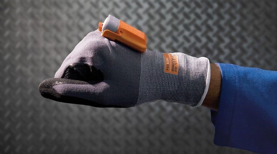 DB Schenker implementa en Alemania el guante inteligente ProGlove