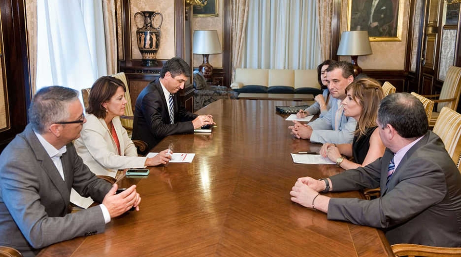 Navarra ve &ldquo;factible&rdquo; y &ldquo;prioritaria&rdquo; una nueva plataforma log&iacute;stica en la Ribera