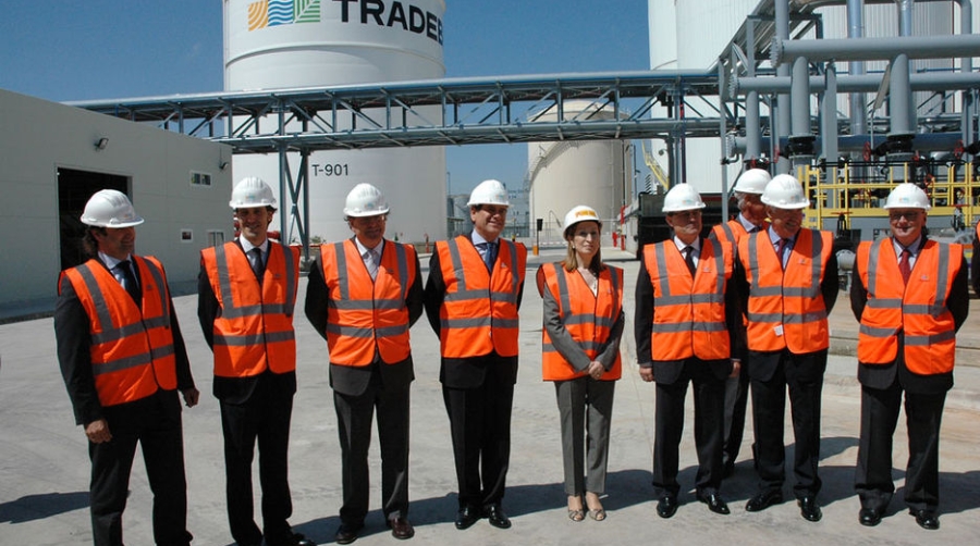 Tradebe, &quot;llamada a impulsar al Puerto de Barcelona como hub de productos petrol&iacute;feros&quot;