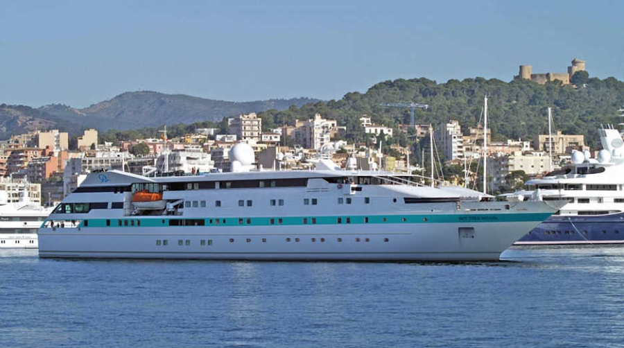 Los puertos de Mah&oacute;n y Alc&uacute;dia consiguen nuevas escalas de buques de crucero de lujo