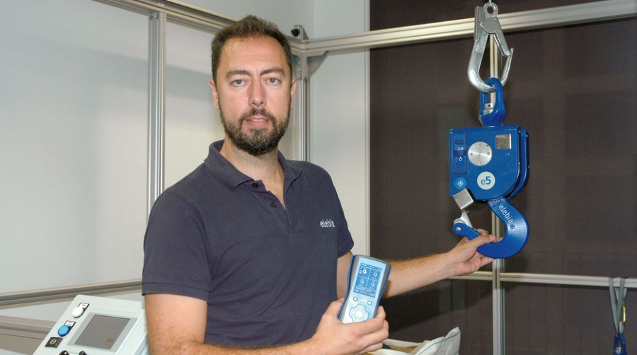 &Oacute;scar Fillol, director ejecutivo de Elebia Autohooks&quot;Una gr&uacute;a innovadora se merece un gancho innovador&quot;