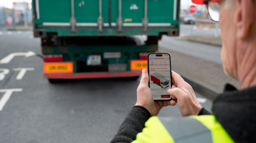 Boluda implementará a su terminal de Tenerife una app digital para optimizar el acceso