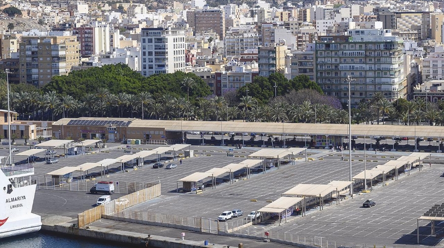 Zona del muelle Ribera I del Puerto de Almería que albergará la instalación fotovoltaica.