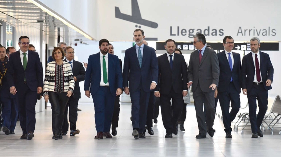 &Aacute;balos: &ldquo;La apertura del Aeropuerto Internacional Regi&oacute;n de Murcia supone una apuesta clara por el crecimiento y la modernizaci&oacute;n de Murcia&rdquo;