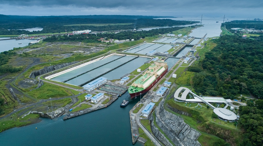 El Canal de Panam&aacute; alcanza el tr&aacute;nsito 10.000 por la ruta ampliada