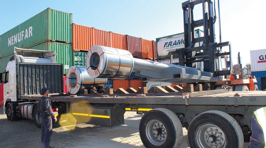 TMT compra un novedoso utillaje para agilizar la descarga de bobinas de acero