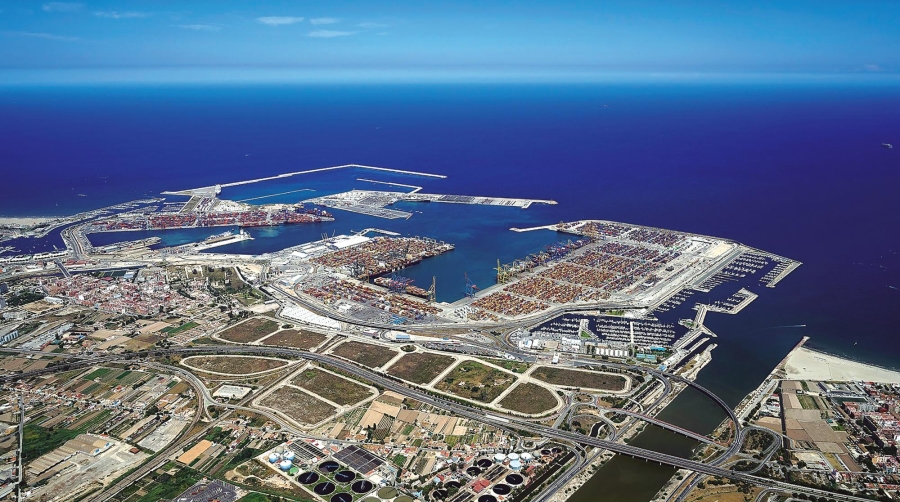 La decisión de MSC no ha pasado desapercibida para los habitantes del valenciano barrio de Natzaret, muy cercano a la Zona de Actividades Logísticas del Puerto de Valencia.